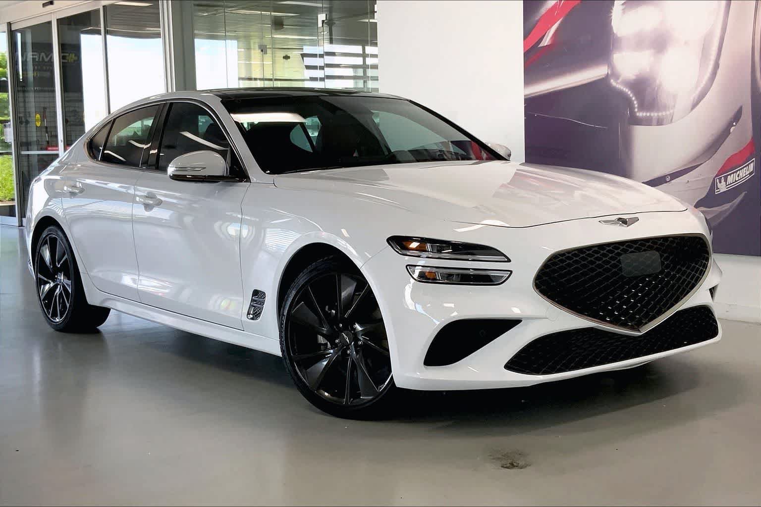 Used 2023 Genesis G70 2.0T w/ Sport Prestige Package RWD image 19