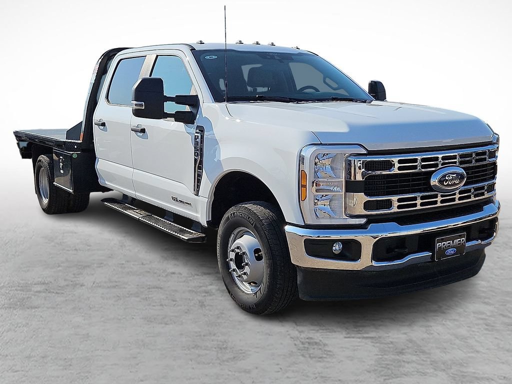 Used 2025 Ford F350 XL w/ XL Chrome Package AWD/4WD image 1