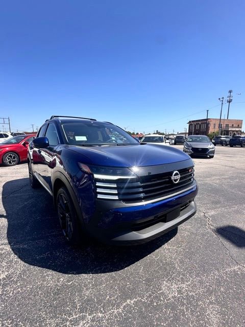 New 2025 Nissan Kicks SR image 3