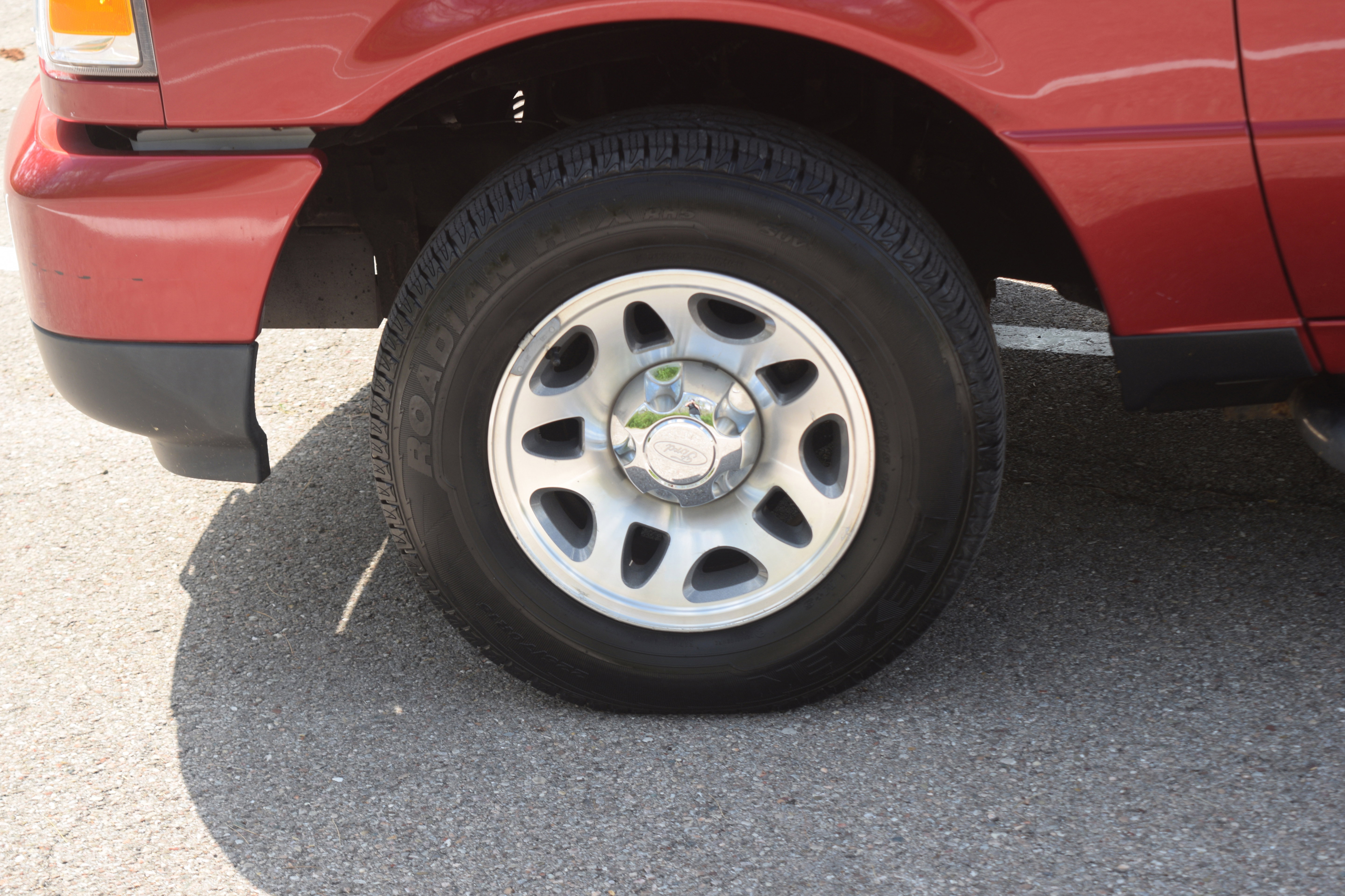 Used 2011 Ford Ranger XLT image 24