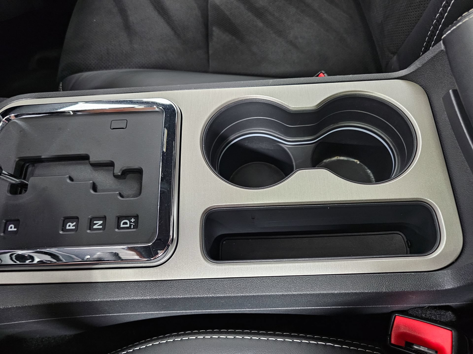Used 2012 Dodge Challenger SRT8 w/ Premium Sound Group RWD image 39