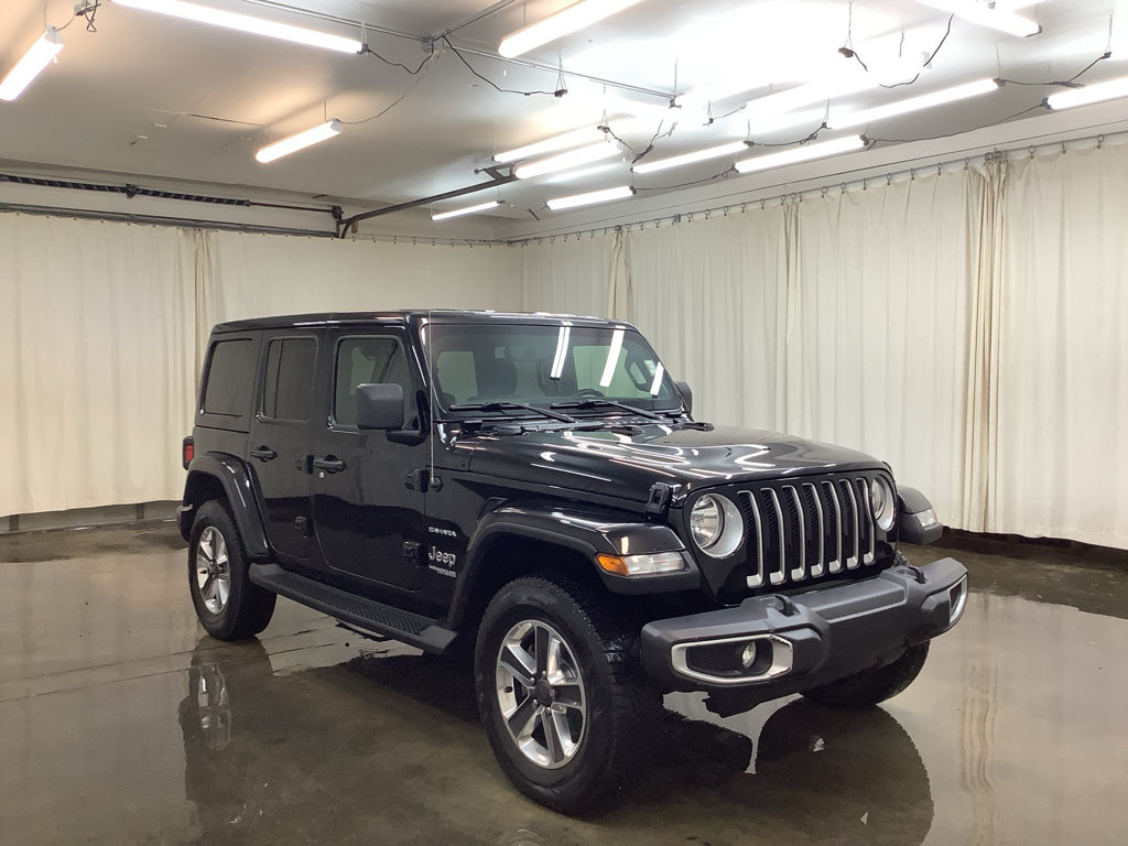 Used 2021 Jeep Wrangler Unlimited Sahara w/ Uconnect 4C Nav & Sound Group AWD/4WD image 3