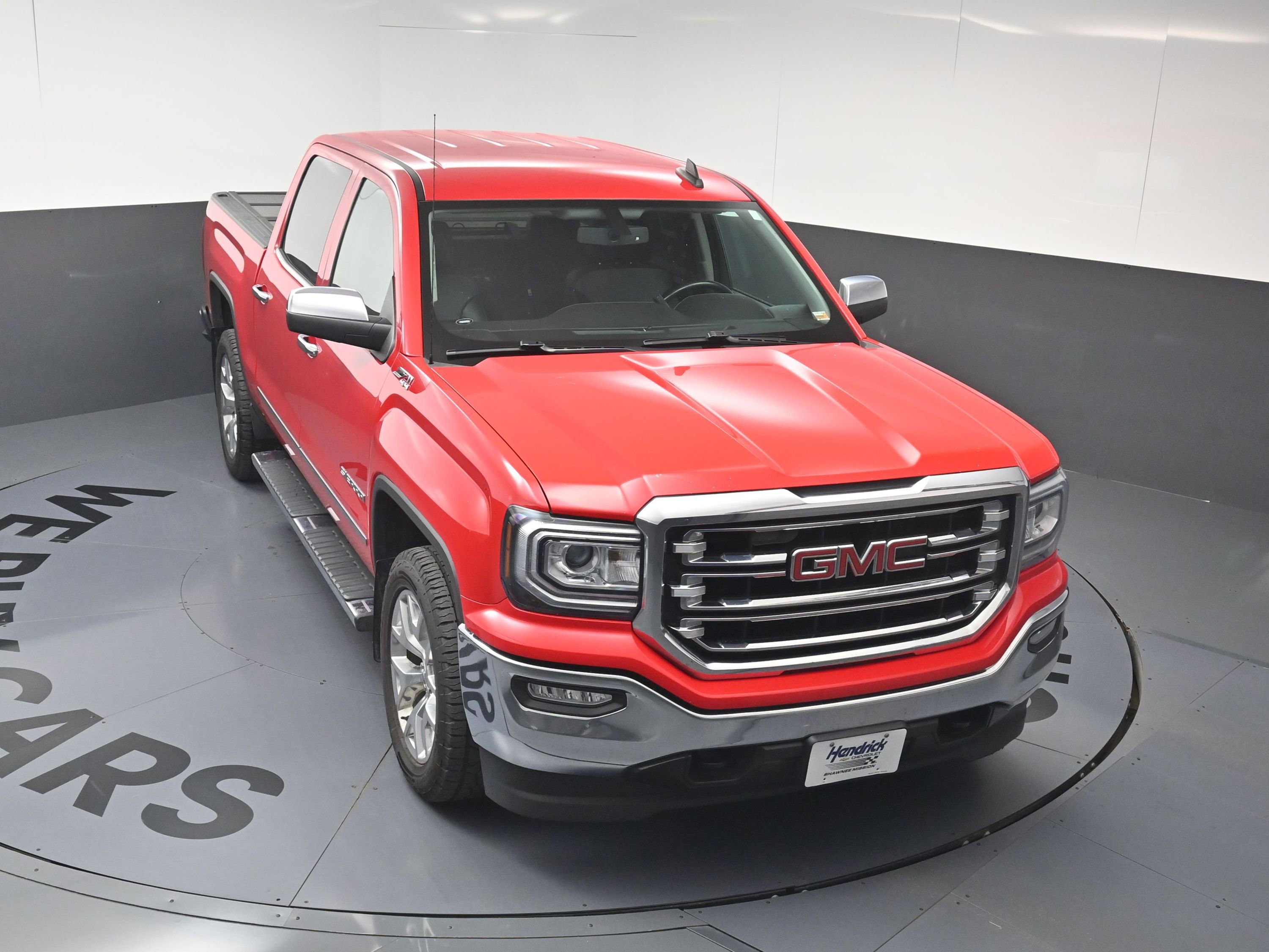 Used 2017 GMC Sierra 1500 SLT w/ SLT Premium Package AWD/4WD image 14