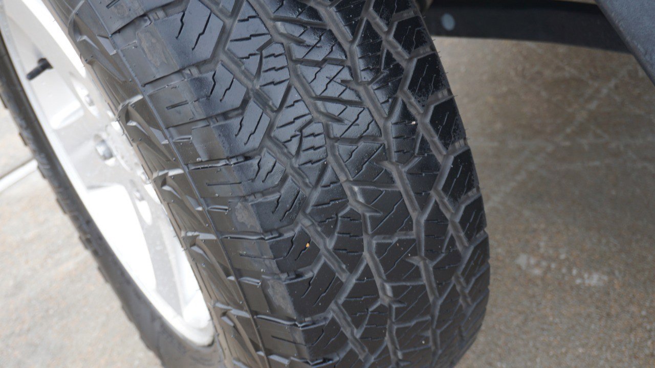 Used 2016 Jeep Wrangler Unlimited Sport w/ Connectivity Group image 11