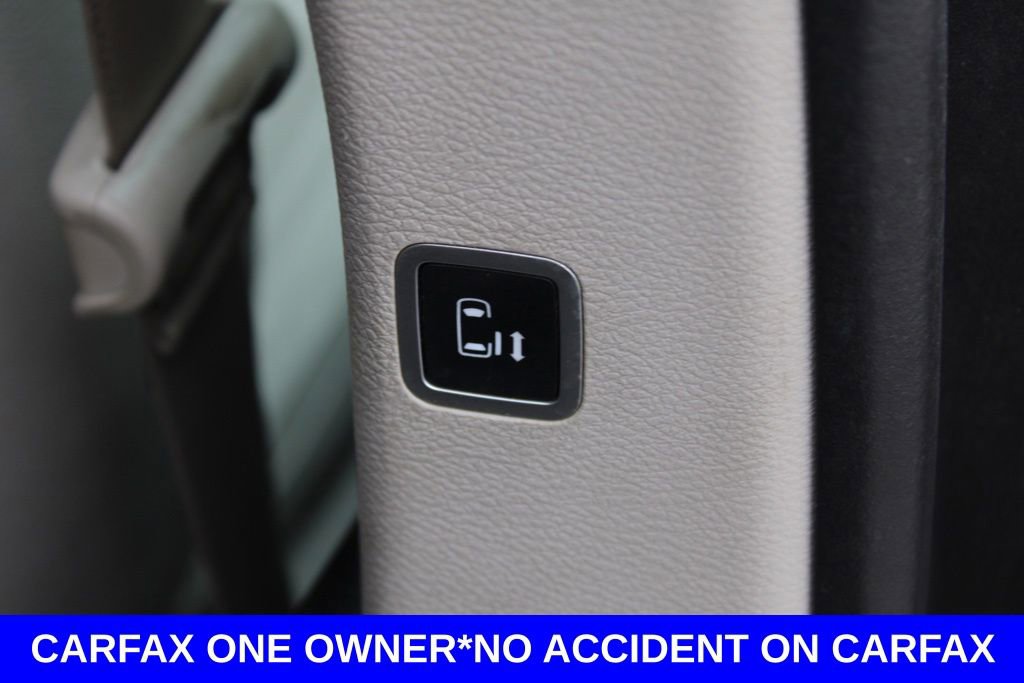 Used 2017 Chrysler Pacifica Touring-L image 24