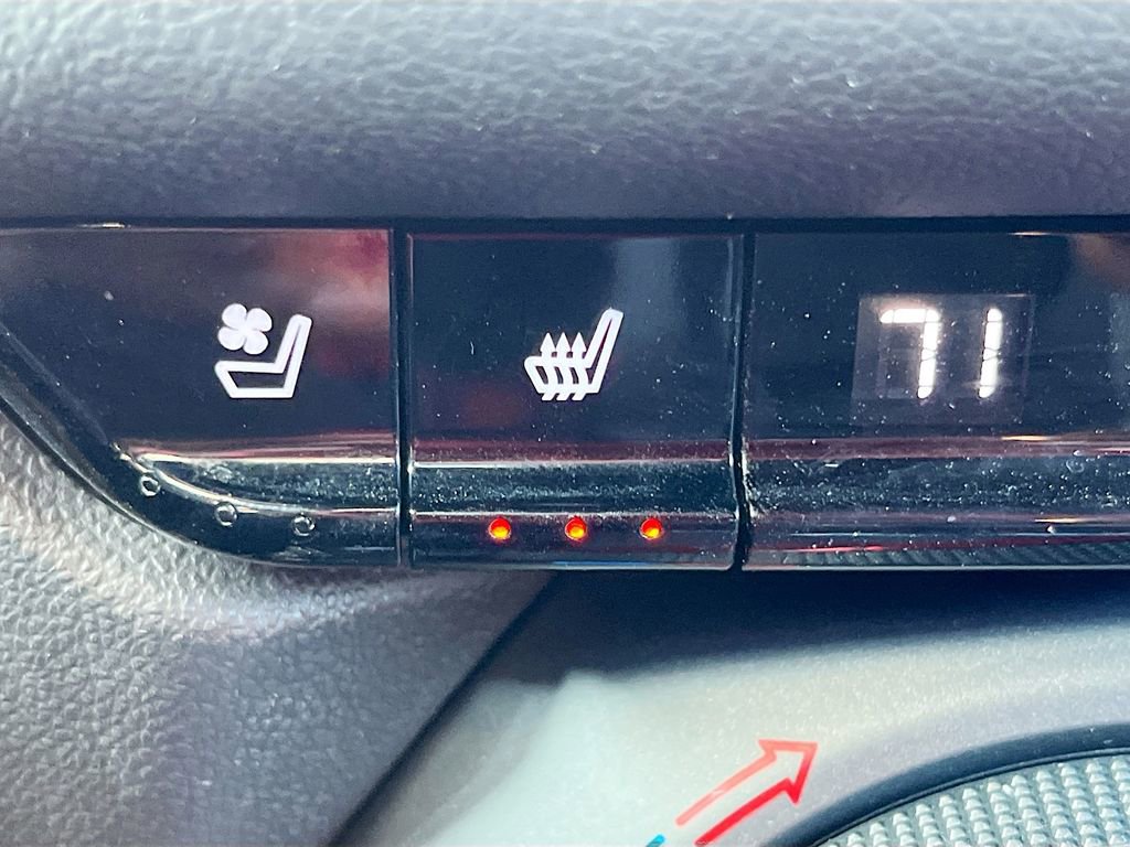 Used 2024 Chevrolet Blazer RS w/ Driver Confidence II Package image 21