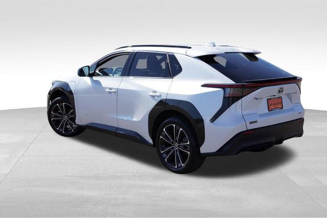 Used 2023 Toyota bZ4X Limited w/ Weather Package AWD/4WD image 7