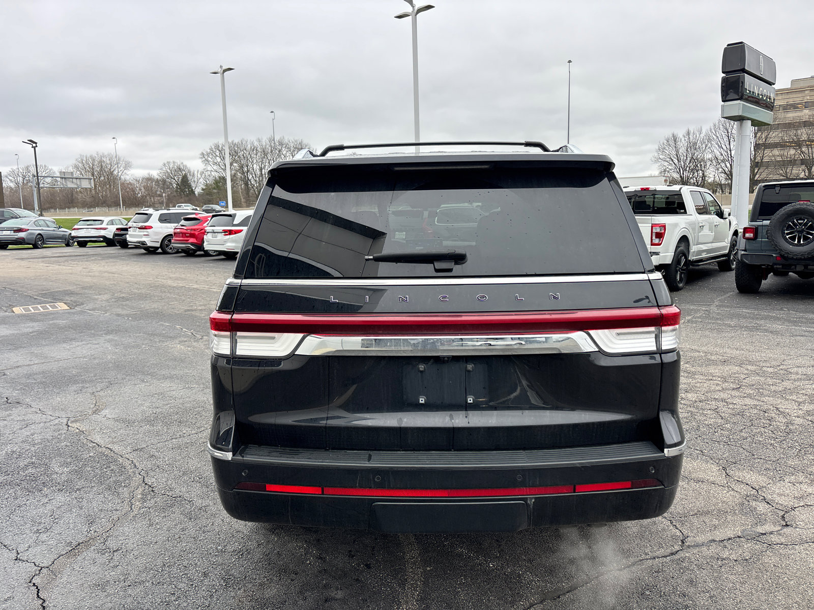 Certified 2022 Lincoln Navigator Black Label image 6