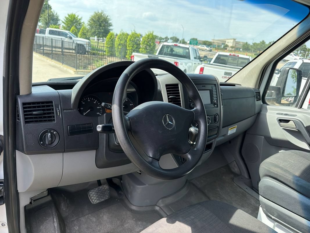 Used 2015 Mercedes-Benz Sprinter 3500 image 21