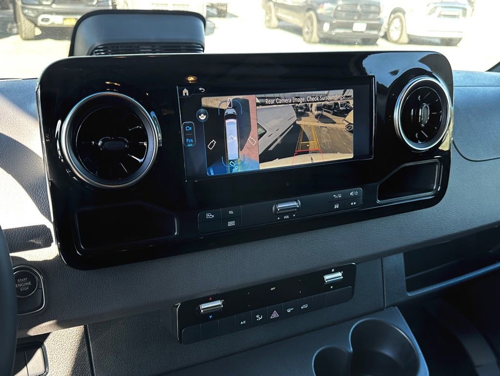 New 2025 Mercedes-Benz Sprinter 2500 image 22