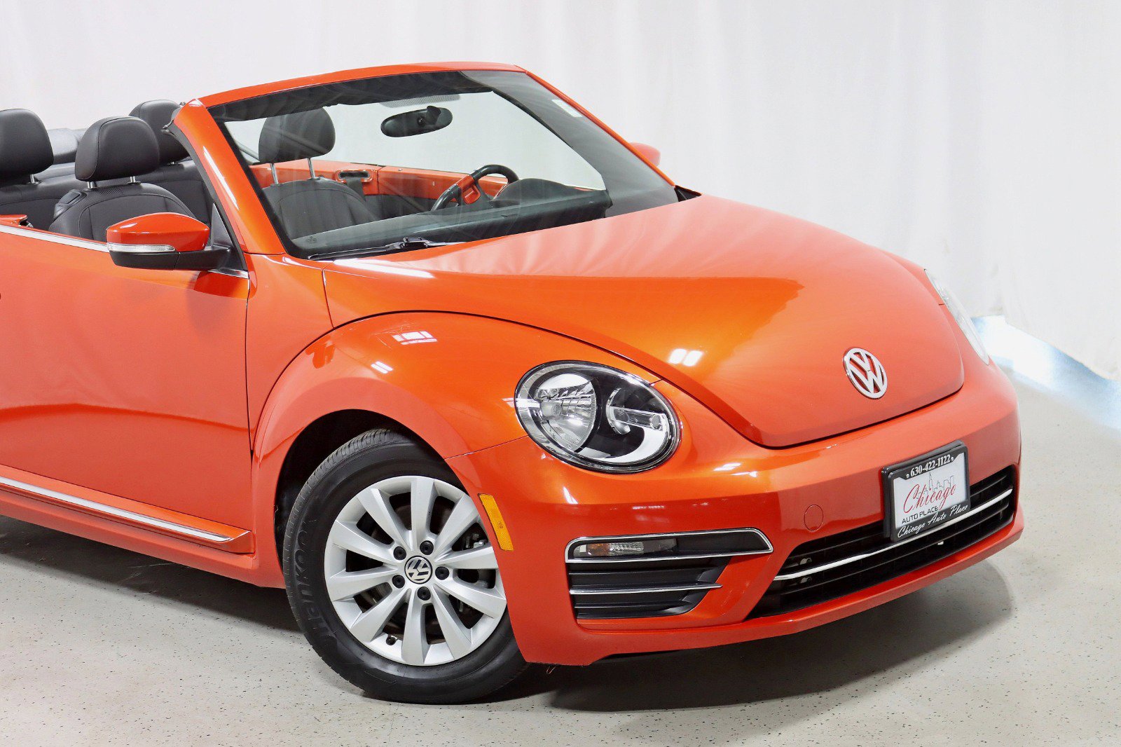 Used 2019 Volkswagen Beetle 2.0T S FWD image 3