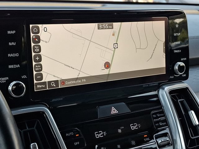 Certified 2023 Kia Sorento SX Prestige w/ Panoramic Sunroof Package AWD/4WD image 19