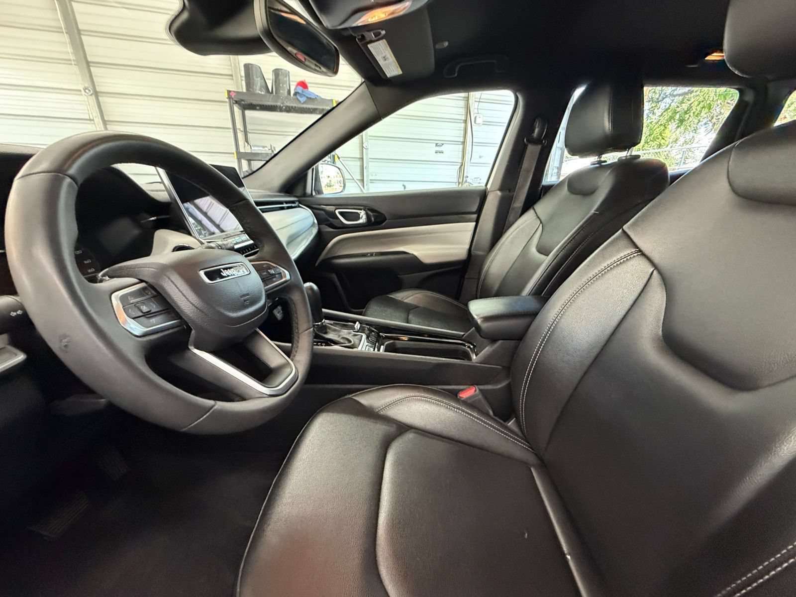 Used 2025 Jeep Compass Limited AWD/4WD image 27