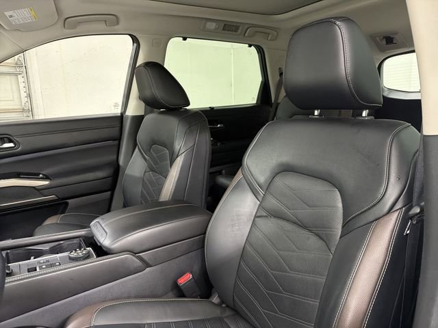 Certified 2024 Nissan Pathfinder Platinum w/ Cargo Package image 21