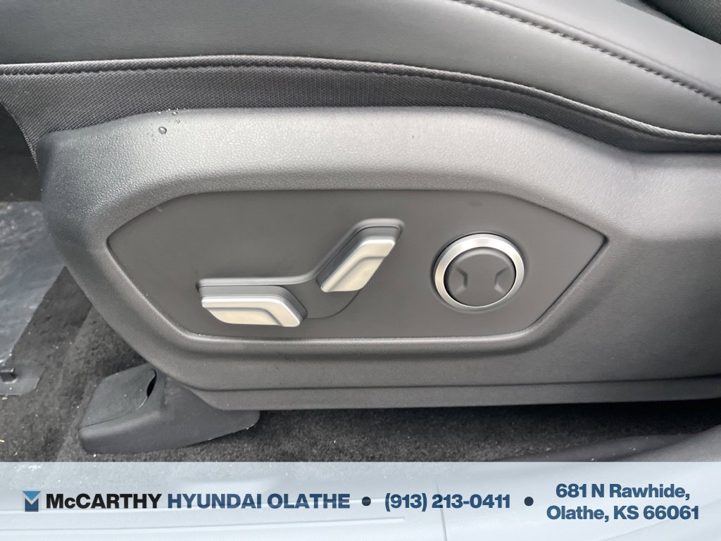 Used 2026 Hyundai Santa Fe SEL AWD/4WD image 25