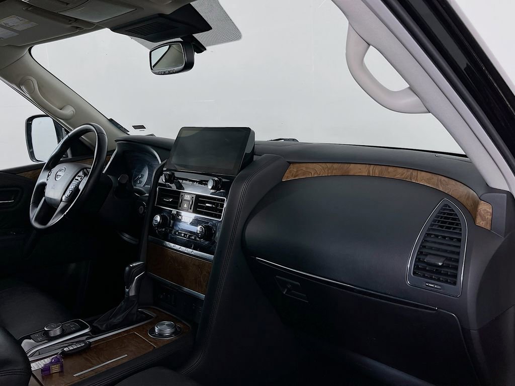 Used 2024 Nissan Armada SL w/ Captain's Chairs Package image 38