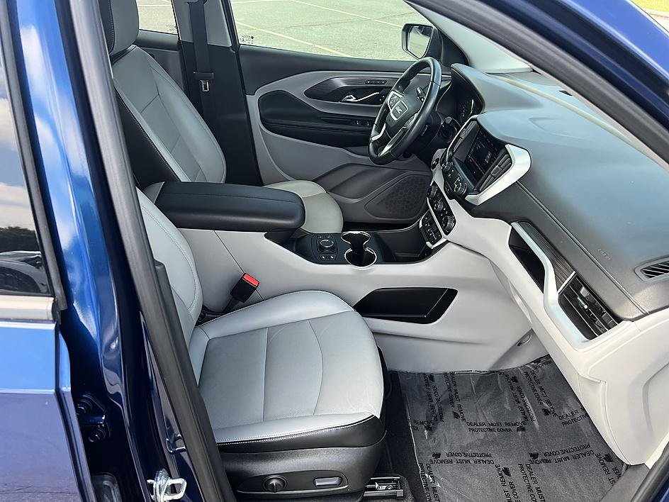 Used 2022 GMC Terrain SLT FWD image 17