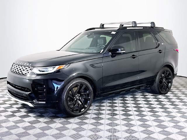 Used 2023 Land Rover Discovery Metropolitan Edition AWD/4WD image 4