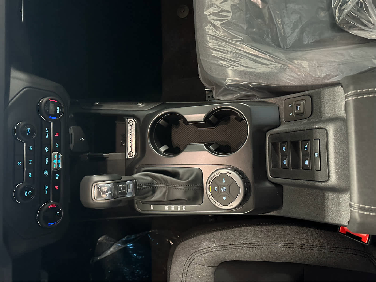 New 2025 Ford Bronco Big Bend image 24