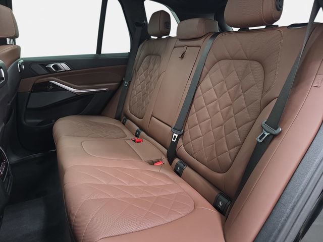 Used 2025 BMW X5 xDrive40i image 13