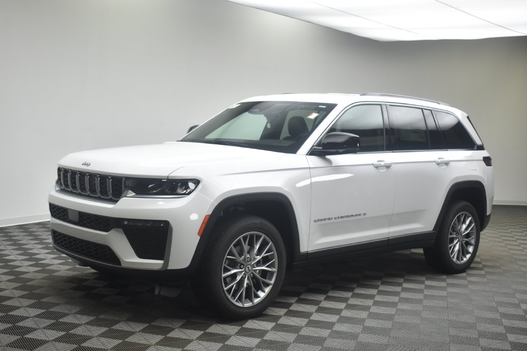 New 2027 Jeep Grand Cherokee Limited AWD/4WD image 15