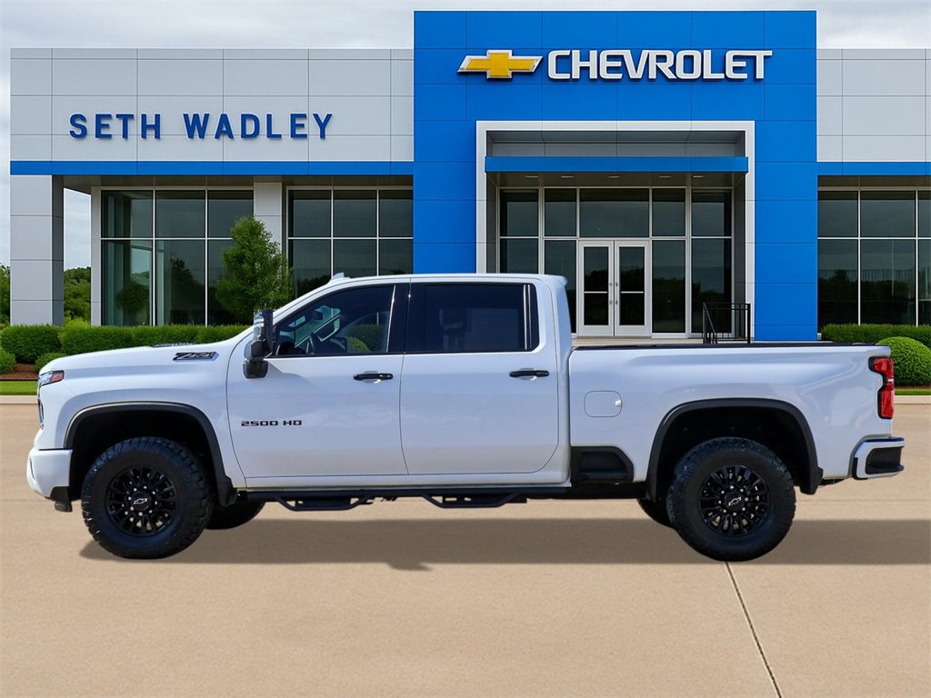 Used 2024 Chevrolet Silverado 2500 LTZ w/ LTZ Plus Package image 4