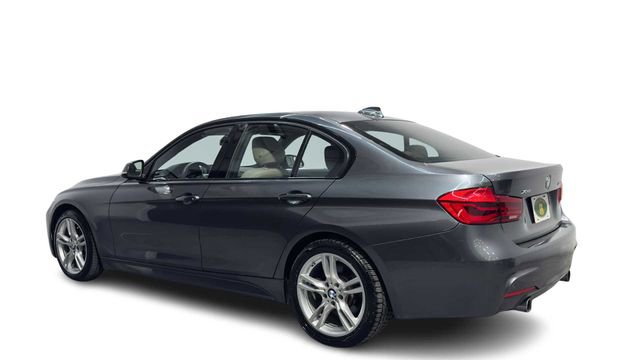 Used 2016 BMW 340i xDrive Sedan AWD/4WD image 4