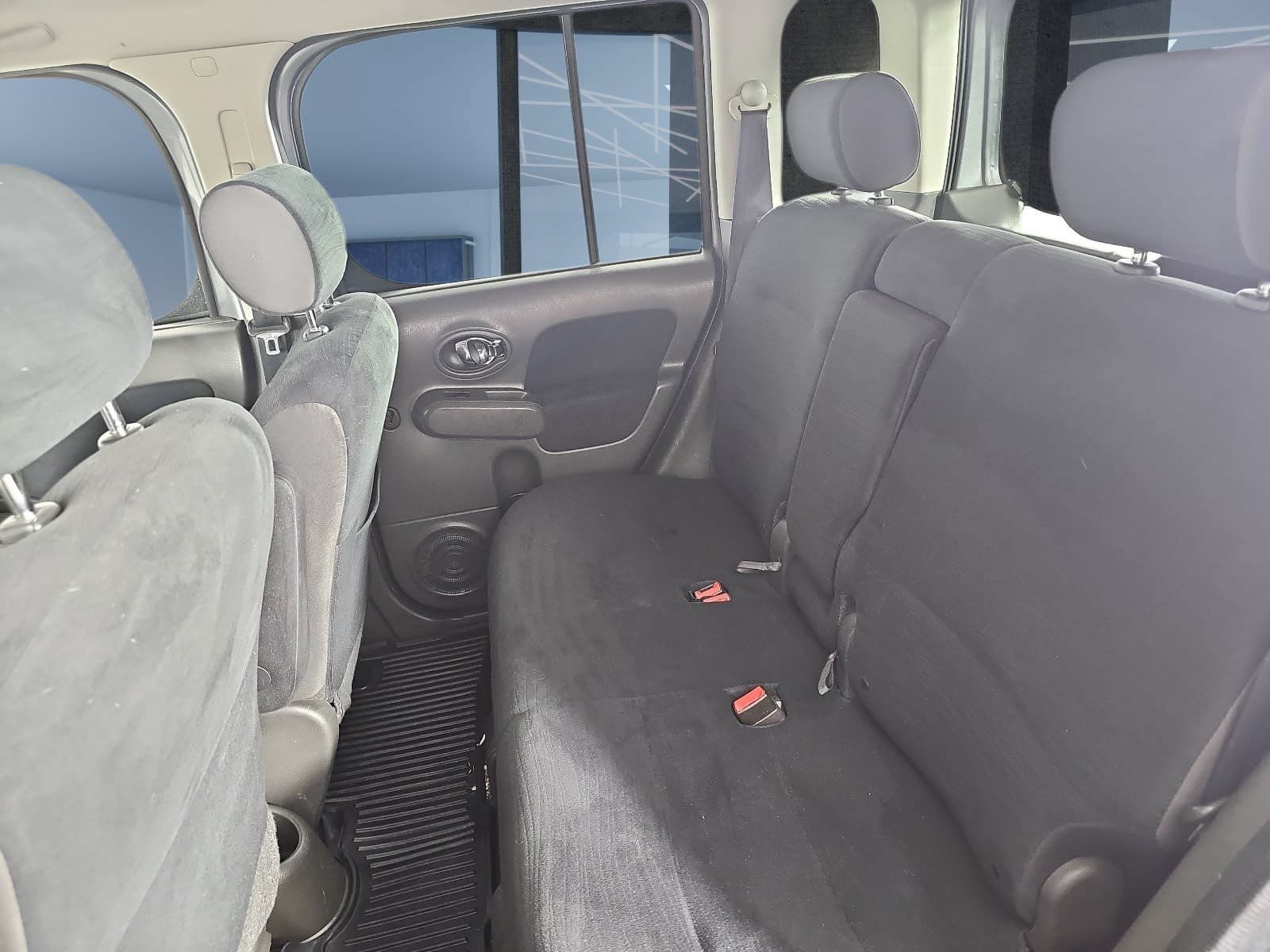 Used 2013 Nissan Cube FWD image 10