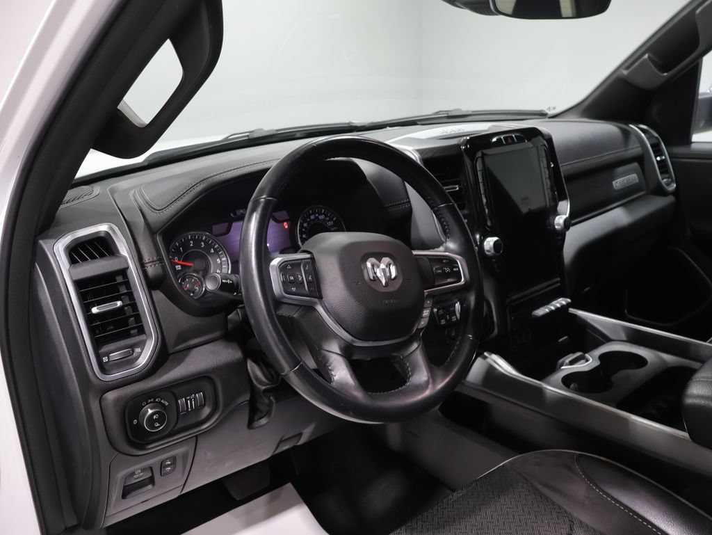 Used 2023 RAM 1500 Laramie AWD/4WD image 17