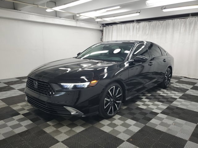 Certified 2024 Honda Accord Touring image 3