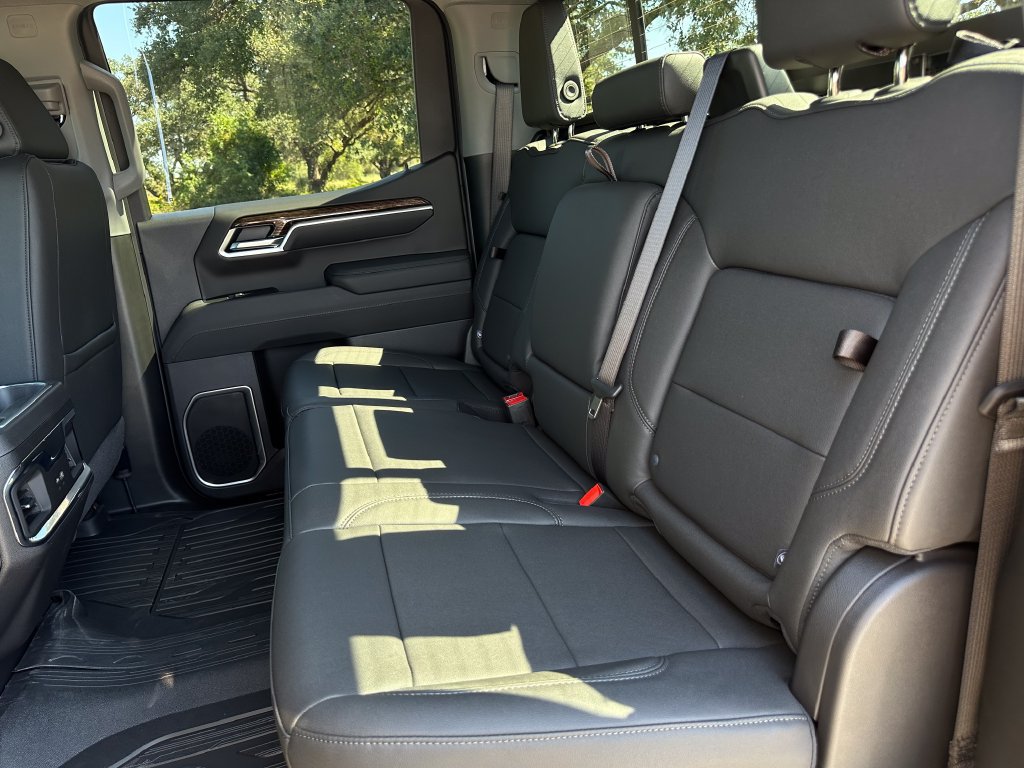 New 2026 GMC Sierra 1500 Elevation w/ Elevation Premium Package AWD/4WD image 12