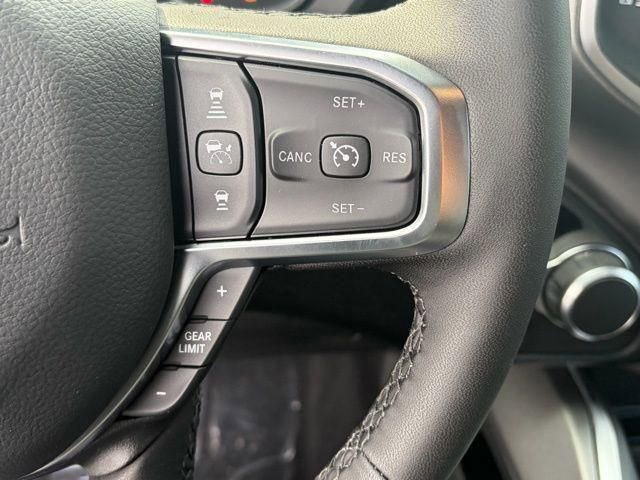 New 2026 RAM 1500 Big Horn AWD/4WD image 17