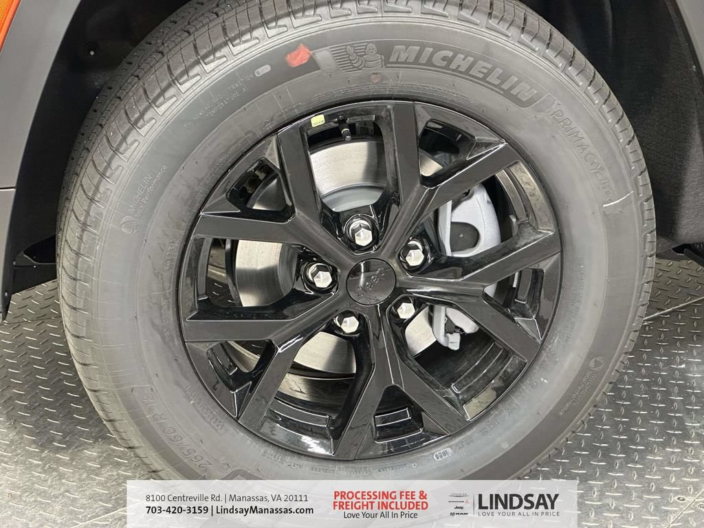 New 2026 Jeep Grand Cherokee Altitude AWD/4WD image 11