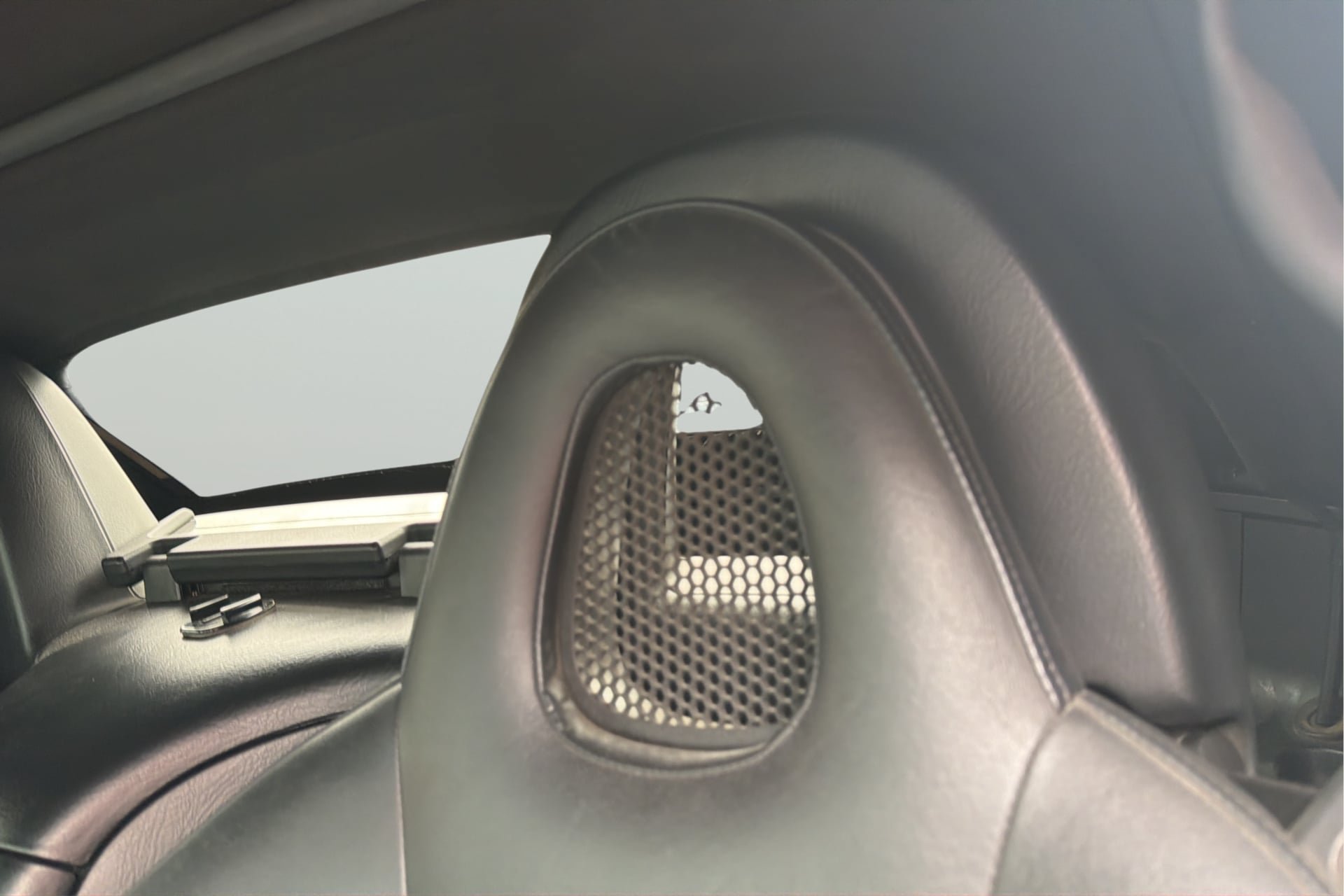 Used 2004 Honda S2000 image 14