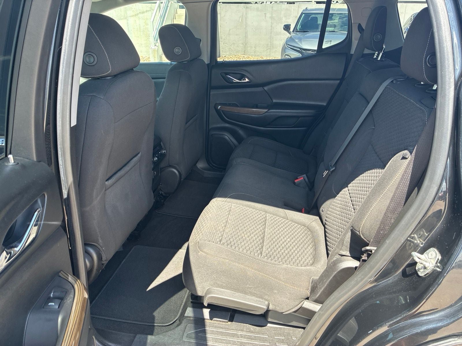 Used 2019 GMC Acadia SLE AWD/4WD image 15