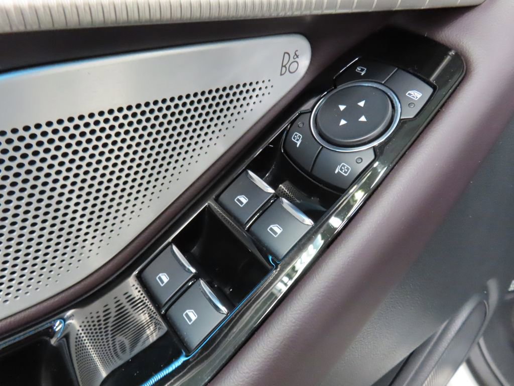 Used 2025 Ford Explorer Platinum w/ Ultimate Package image 68