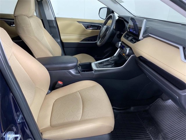 Used 2024 Toyota RAV4 XLE image 11