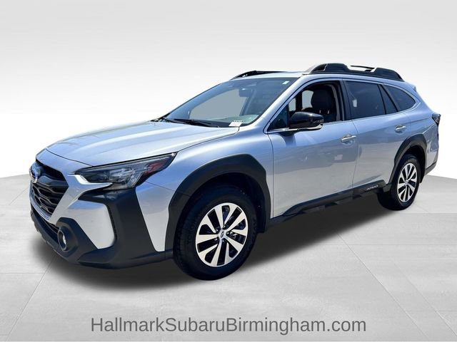 Used 2025 Subaru Outback Premium w/ Popular Package #1A image 7