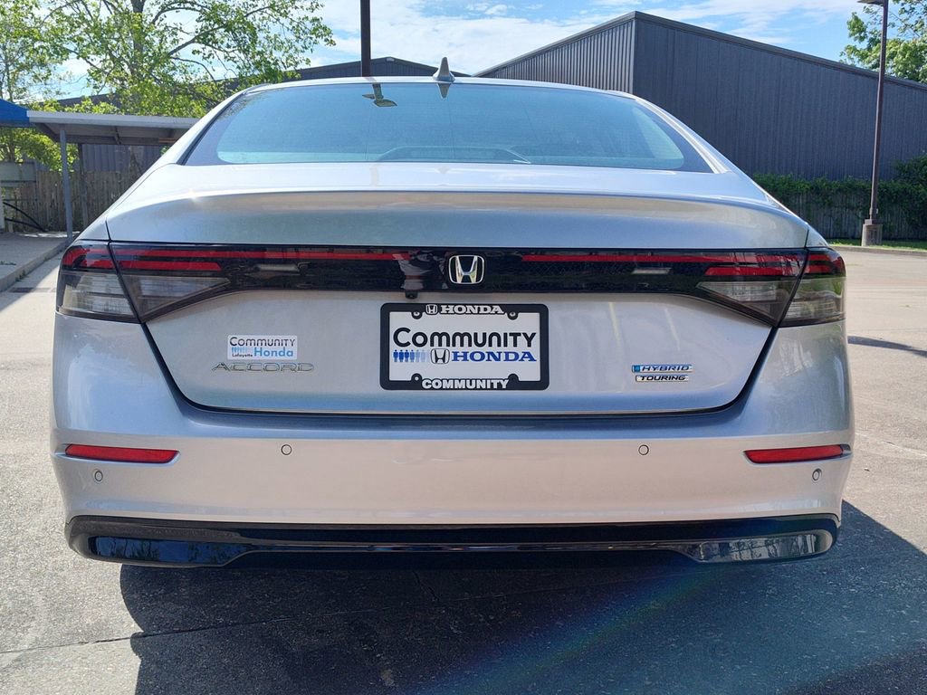 Used 2024 Honda Accord Touring image 7