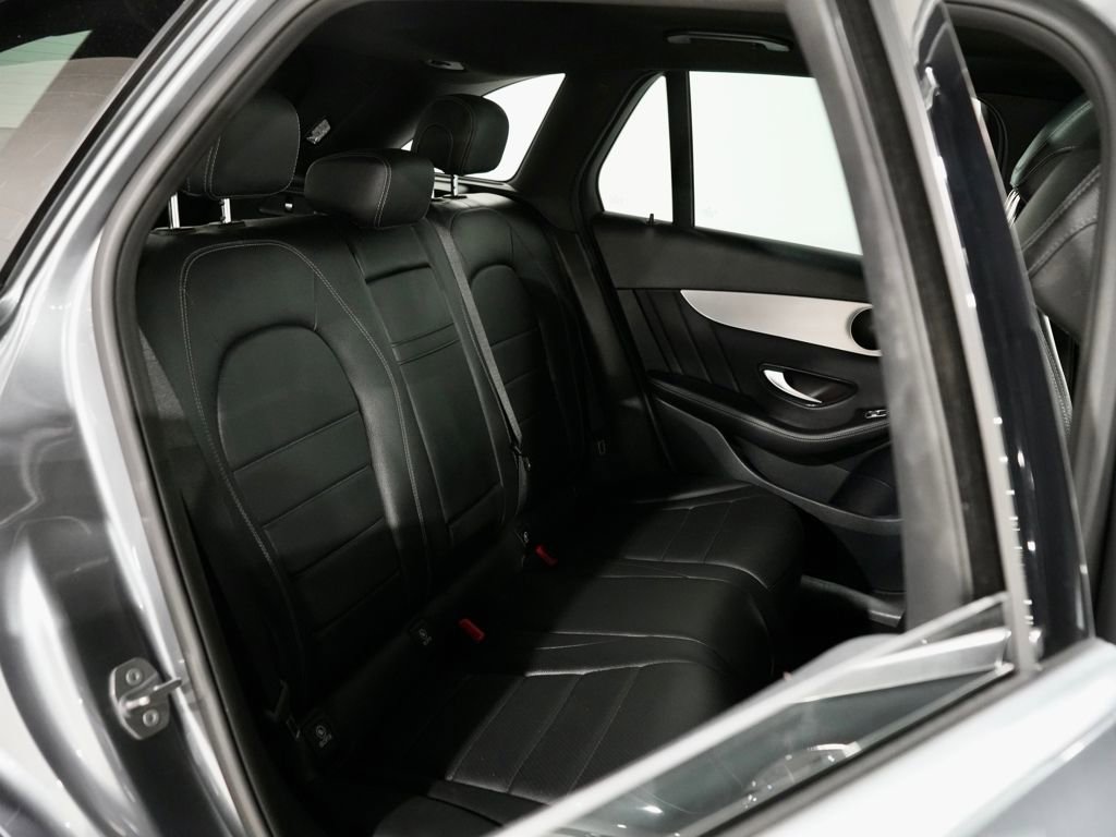Used 2019 Mercedes-Benz GLC 300 image 29