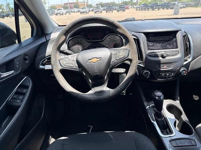 Used 2019 Chevrolet Cruze LS w/ LS Convenience Package FWD image 13