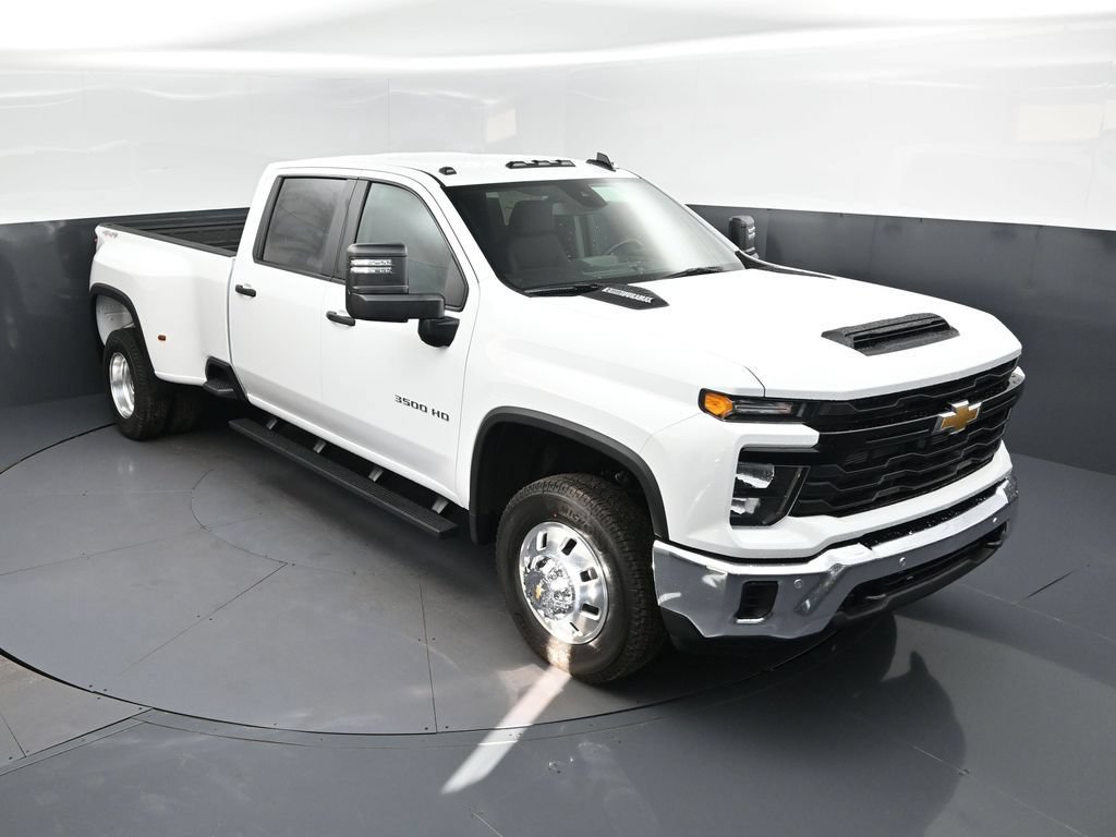 New 2026 Chevrolet Silverado 3500 W/T AWD/4WD image 1