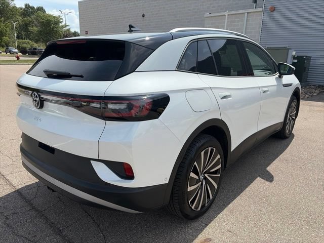 Used 2023 Volkswagen ID.4 Pro S Plus AWD/4WD image 3