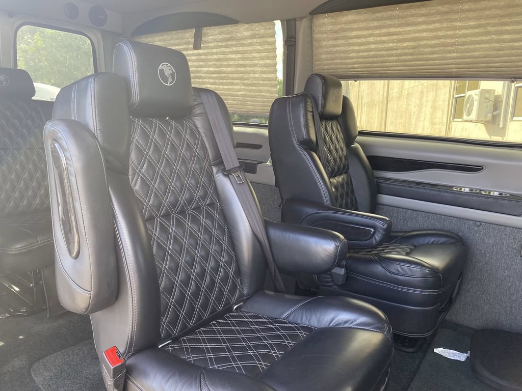Used 2024 Mercedes-Benz Sprinter 2500 image 5