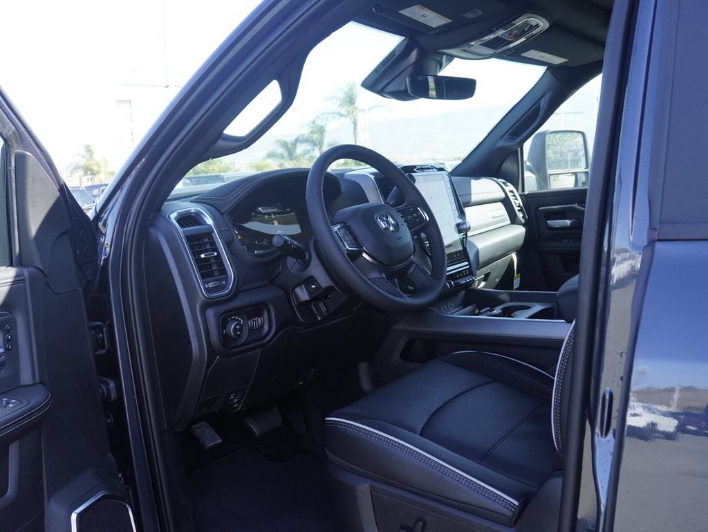 New 2026 RAM 2500 Laramie w/ Night Edition AWD/4WD image 24