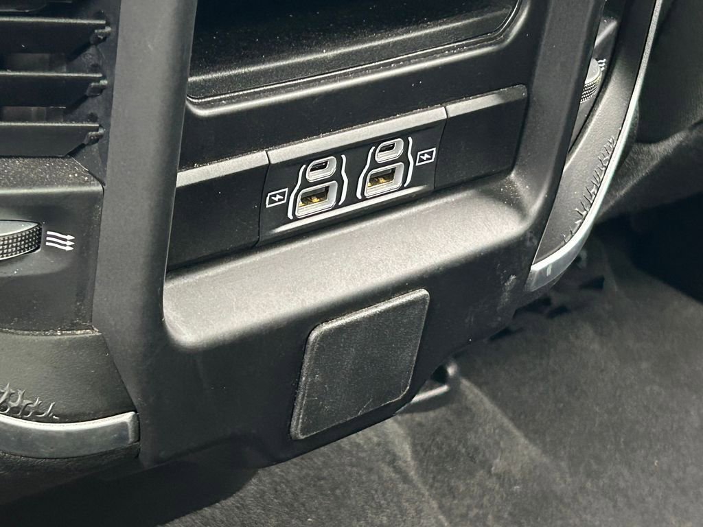 Used 2022 RAM 1500 Big Horn w/ Night Edition RWD image 38