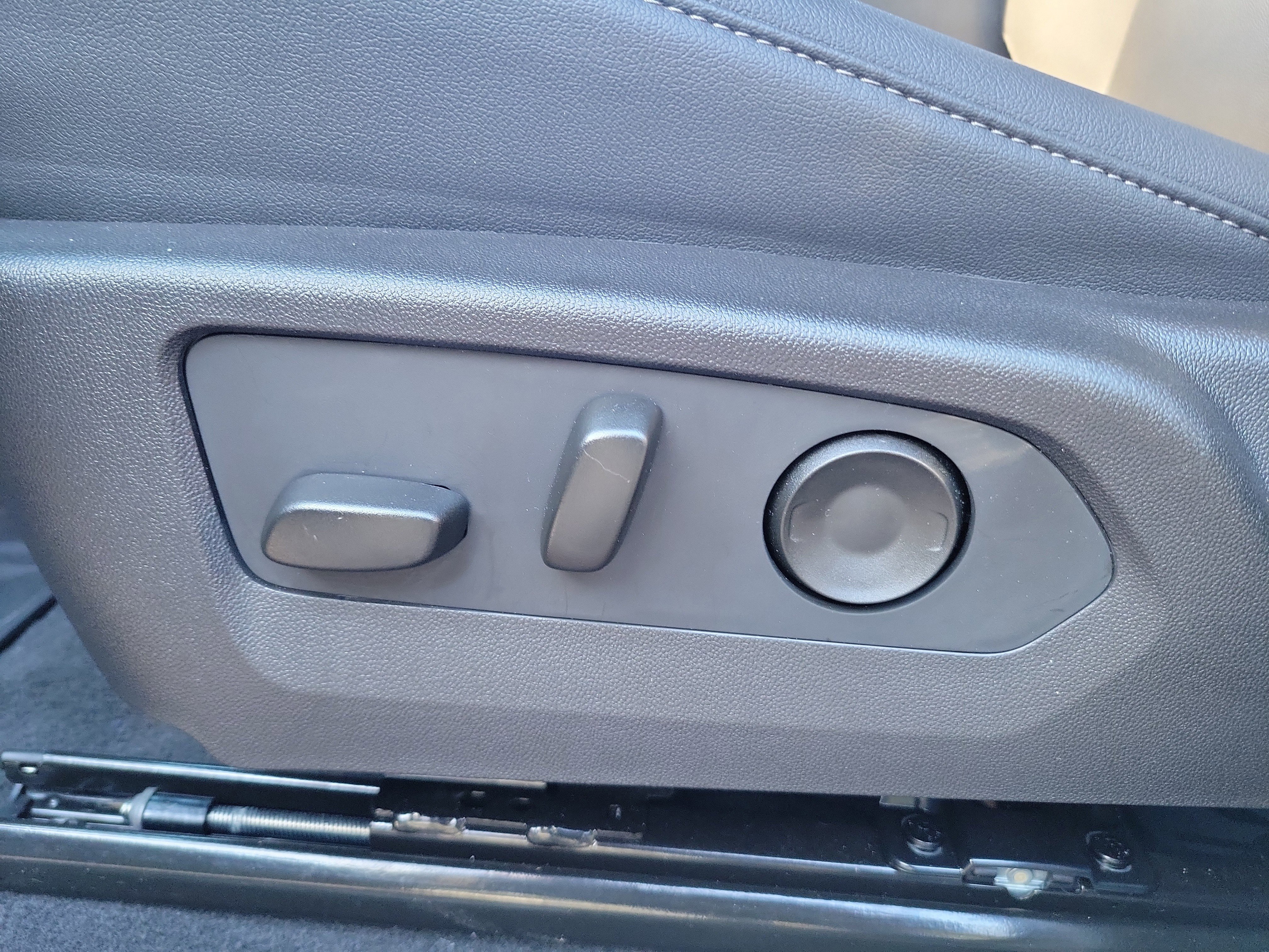 Used 2026 Chevrolet Colorado LT w/ LT Convenience Package image 20