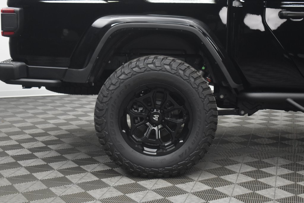 New 2026 Jeep Gladiator Rubicon w/ Technology Group AWD/4WD image 8