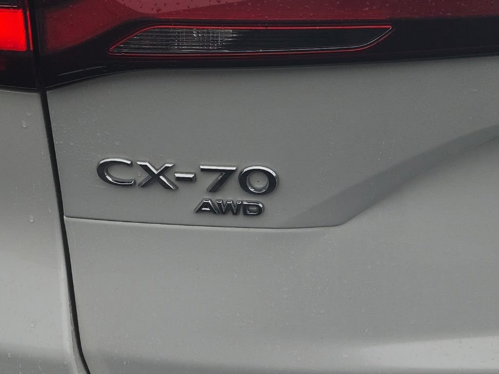 Used 2025 MAZDA CX-70 Plug-In Hybrid w/ Premium Plus AWD/4WD image 7