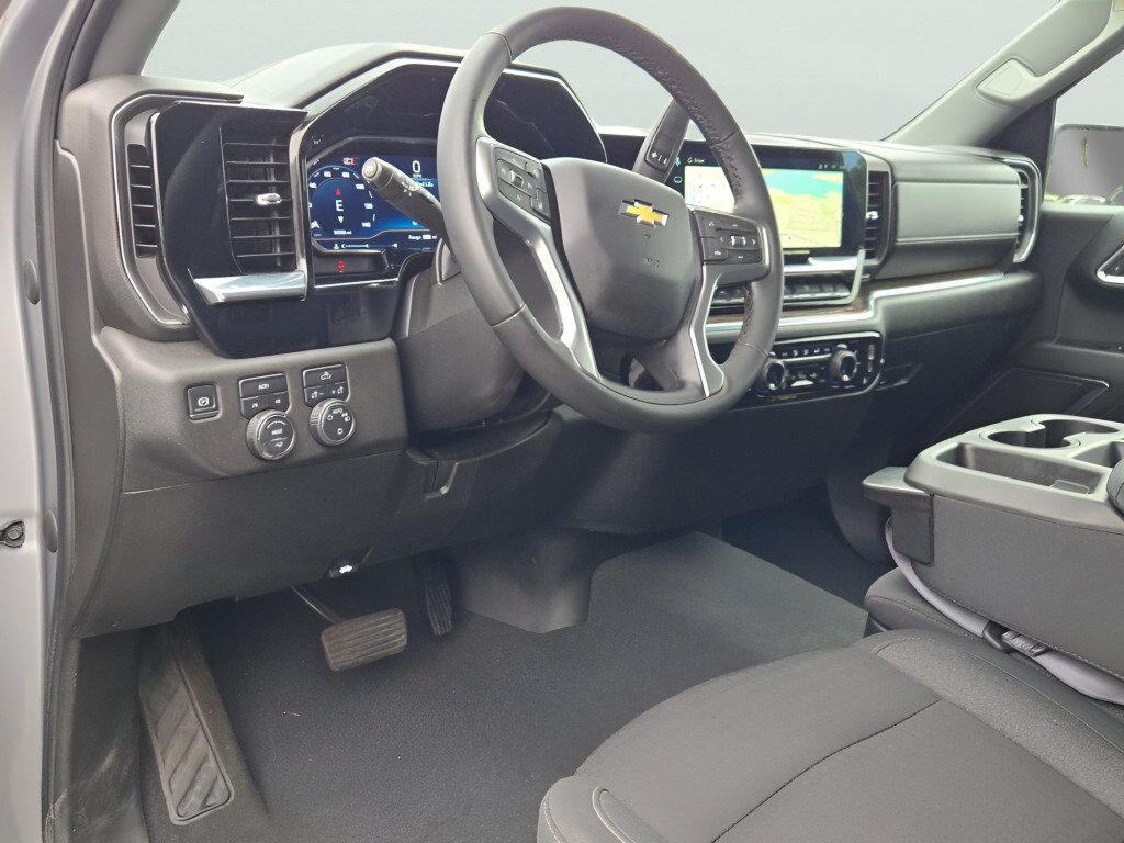 Certified 2024 Chevrolet Silverado 1500 LT AWD/4WD image 26